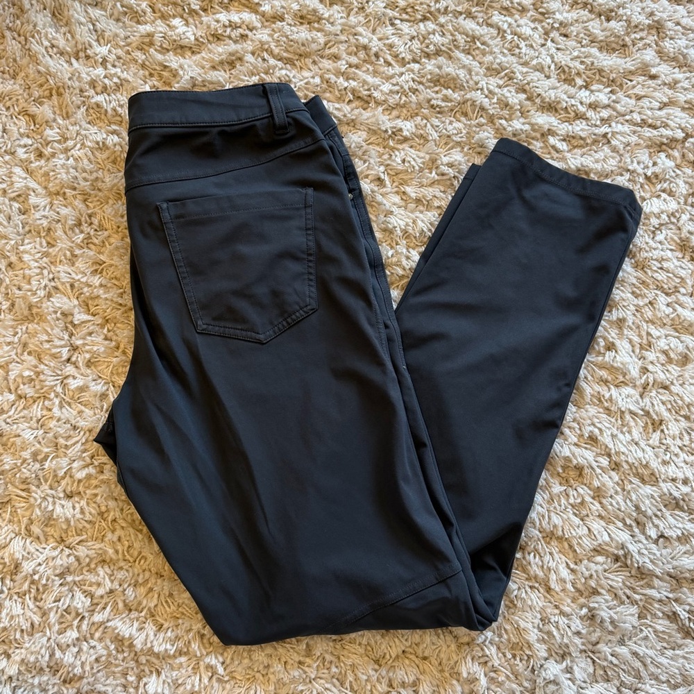 Lululemon ABC Pants Classic fit
